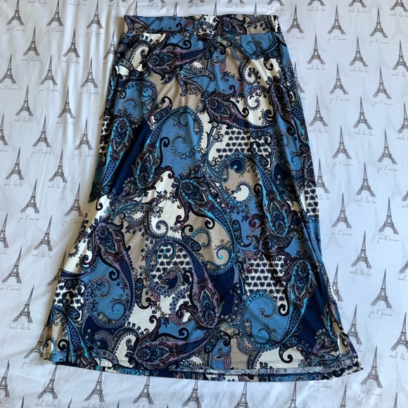 LAURA PETITES BLUE AND WHITE PATTERNED LONG SKIRT WOMENS SIZE M - Picture 2 of 5